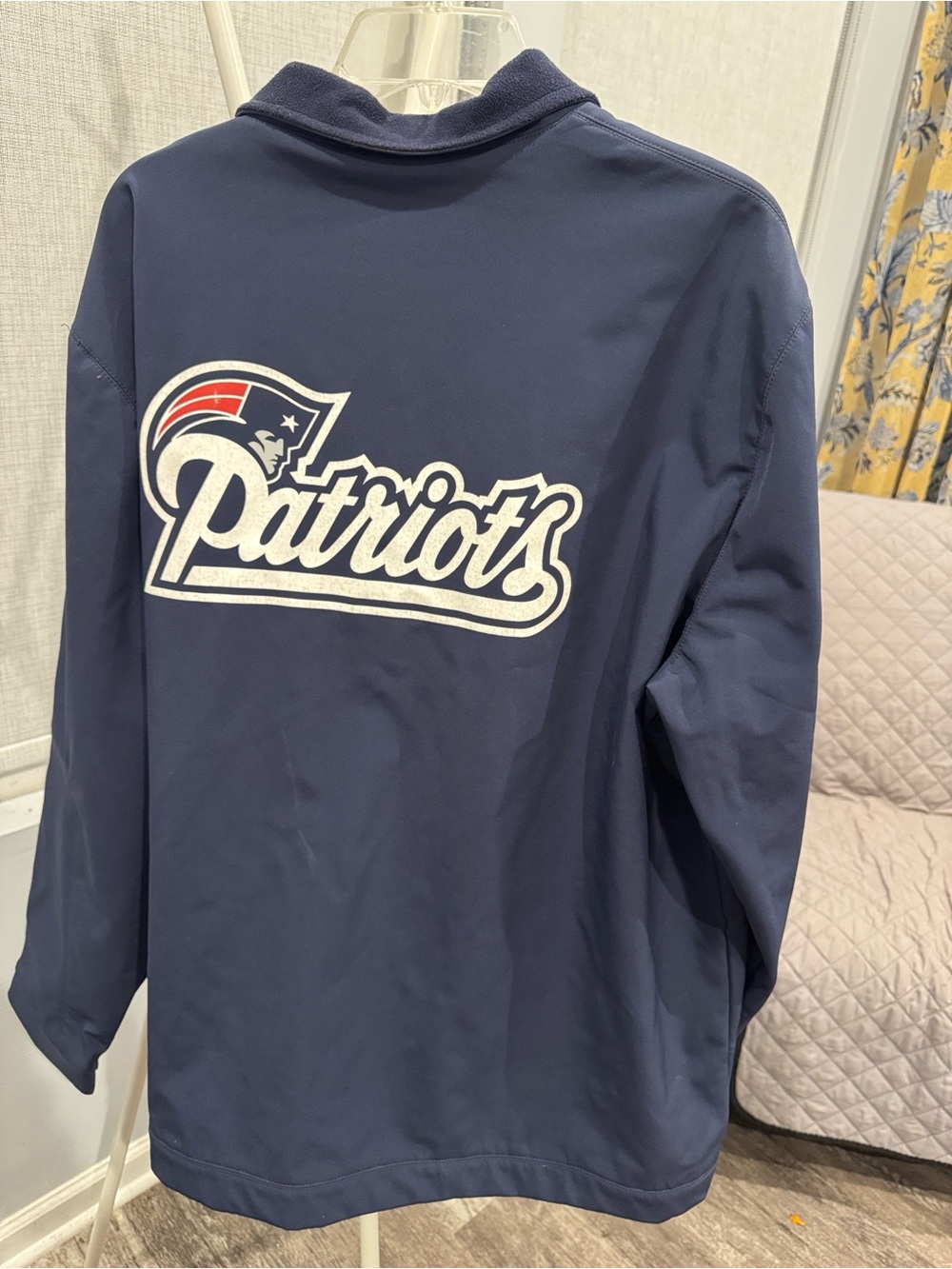 NFL New England Patriots Fleece Lined Full Zip Windbreaker Jacket XXL